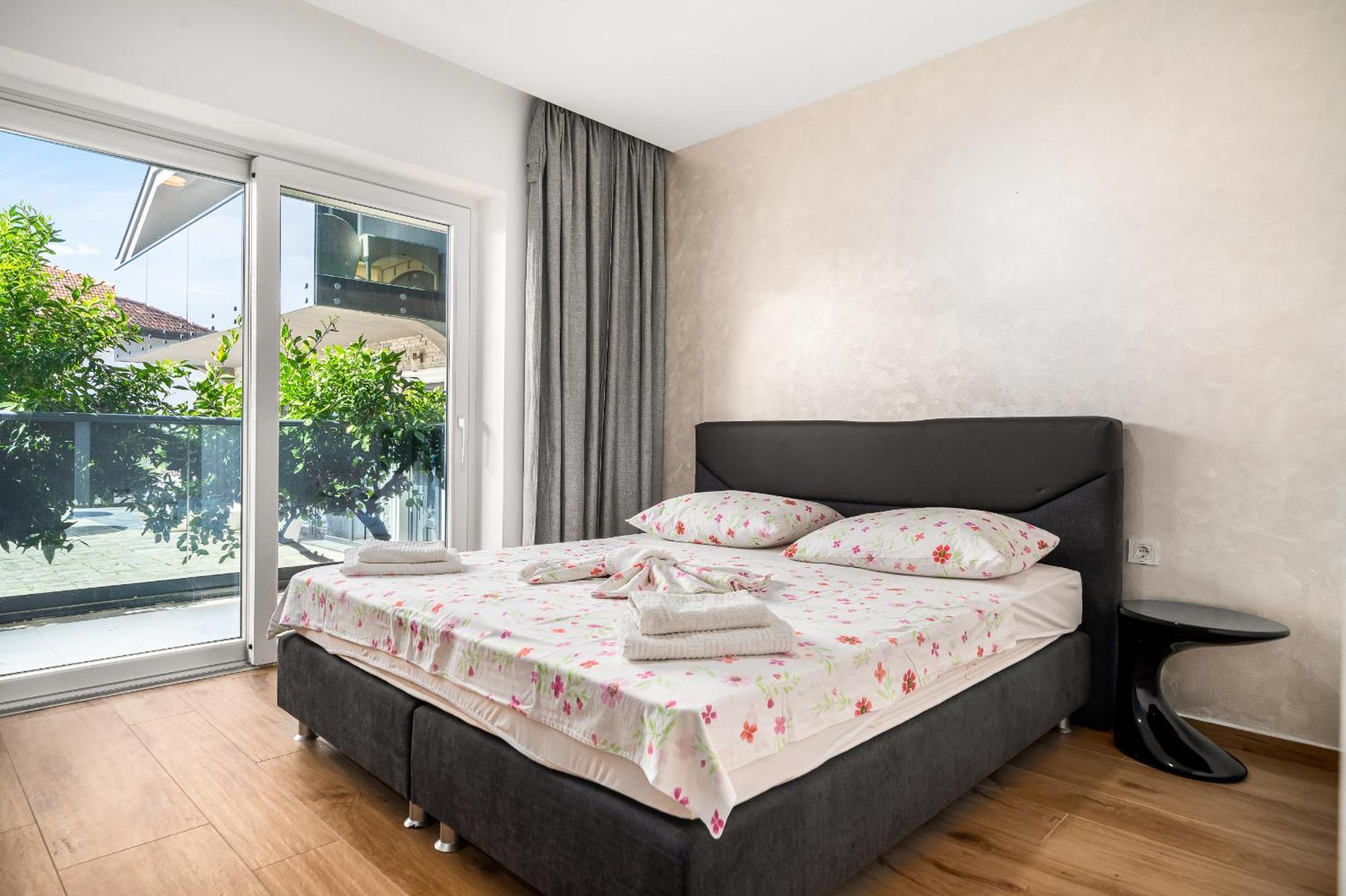 Luxury Apartments-La Dino Maky 沃迪切 客房 照片